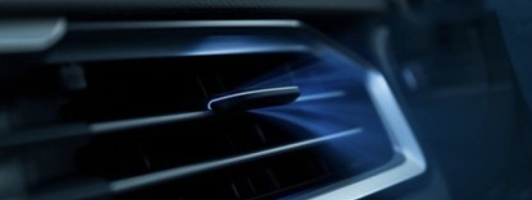 【汽車冷氣出風口有霉味又不冷？懶人包趕緊教你怎麼辦！】
